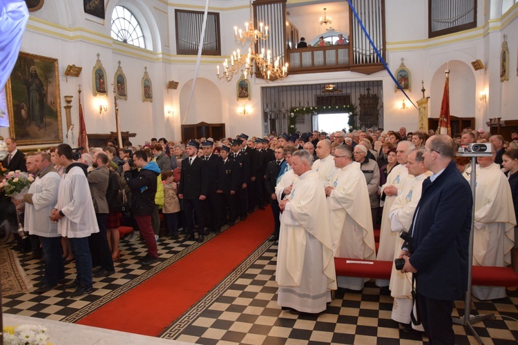 Powitanie ikony MB Częstochowskiej w Trębkach