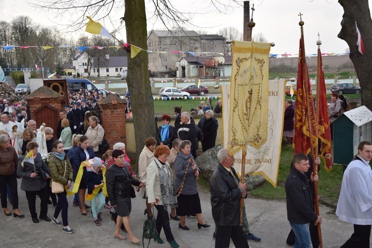 Powitanie ikony MB Częstochowskiej w Trębkach