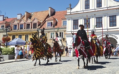 Niepewny jest los rycerskiego lokum.