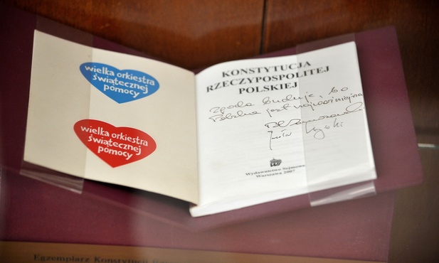Czy Kaczyński zmieni Konstytucję?
