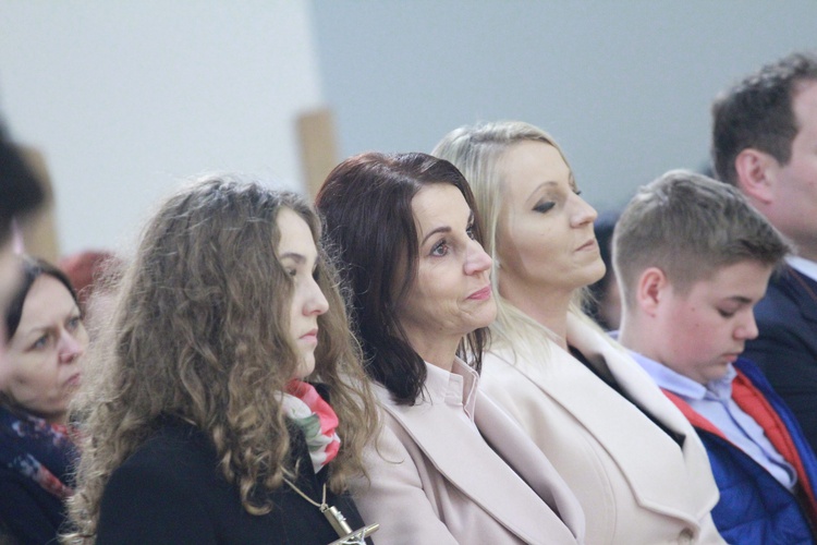 Bierzmowanie w Moszczenicy