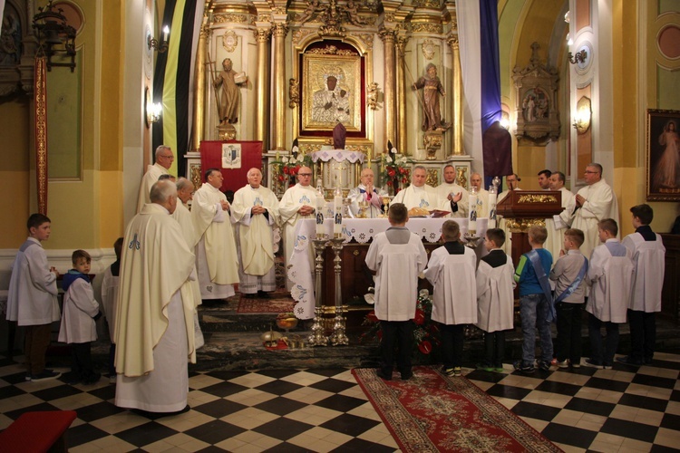 Powitanie ikony MB Częstochowskiej w Oporowie