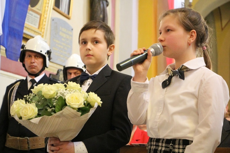 Powitanie ikony MB Częstochowskiej w Oporowie