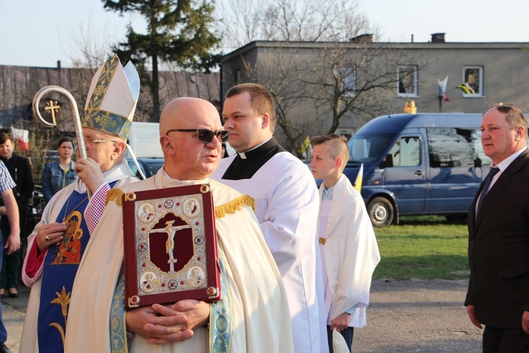 Powitanie ikony MB Częstochowskiej w Oporowie