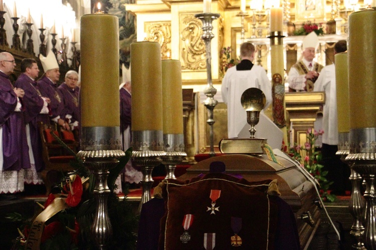 Msza św. żałobna w intencji śp. ks. Stanisława Małysiaka