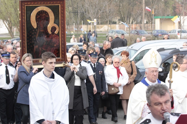 Powitanie ikony MB Częstochowskiej w Bedlnie