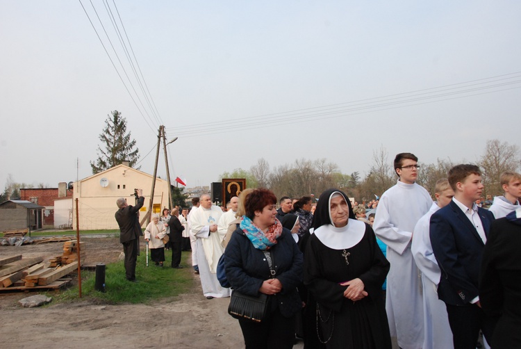 Powitanie ikony MB Częstochowskiej w Bedlnie