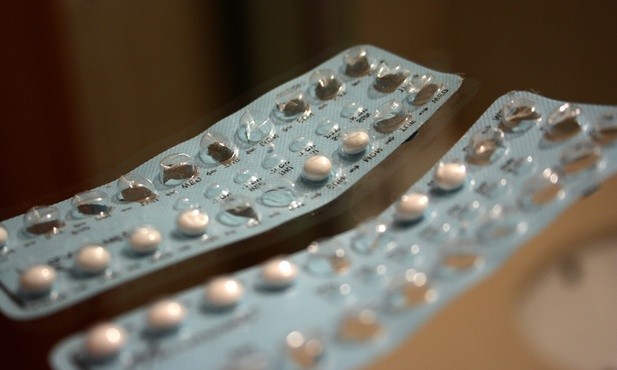 Hormonalne środki antykoncepcyjne to środki potencjalnie niebezpieczne