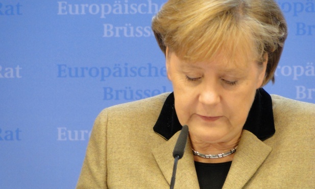 Merkel: Brak rezolucji RB ONZ w sprawie ataku chemicznego w Syrii to skandal
