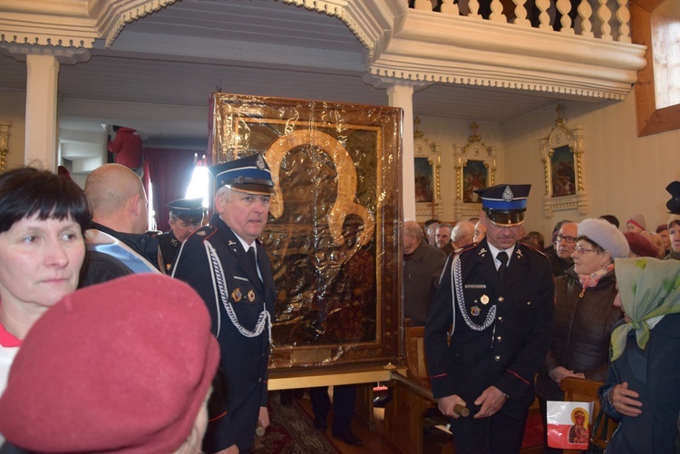 Powitanie ikony MB Częstochowskiej w Pleckiej Dąbrowie