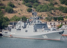 Rosyjska fregata rakietowa płynie do Syrii