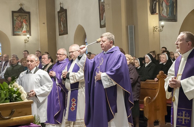 Pożegnanie śp. ks. Kunickiego cz. 1