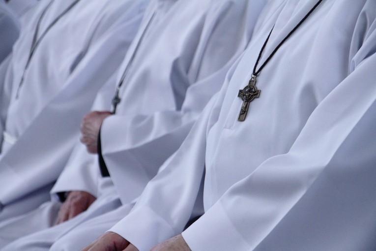 Błogosławieństwo nowych nadzwyczajnych szafarzy Eucharystii - 08.04.2017