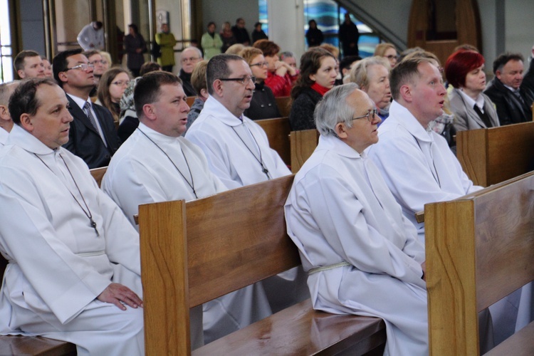 Błogosławieństwo nowych nadzwyczajnych szafarzy Eucharystii - 08.04.2017