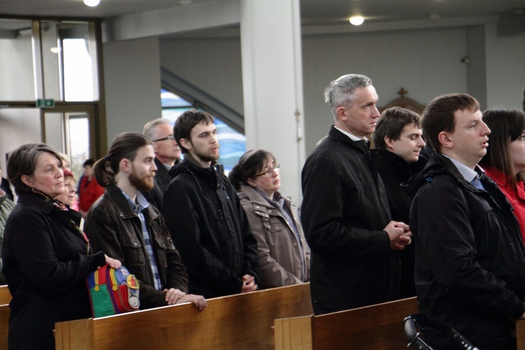 Błogosławieństwo nowych nadzwyczajnych szafarzy Eucharystii - 08.04.2017