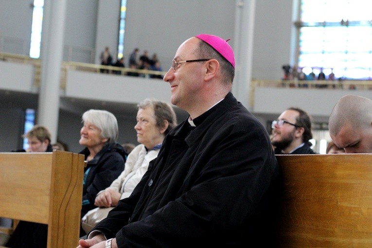 Szóste rekolekcje "Ogień dla nas i całego świata"