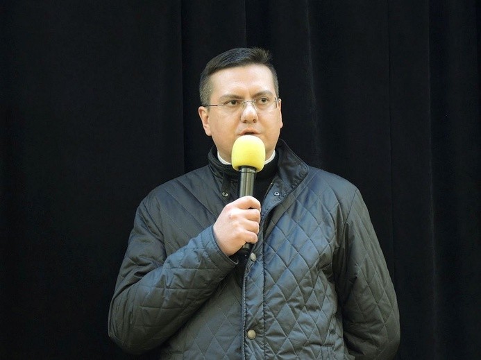 "Od stacji do stacji" w Górkach Wielkich