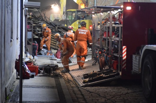 Wizyta Premier RP na miejscu tragedii w Świebodzicach. 