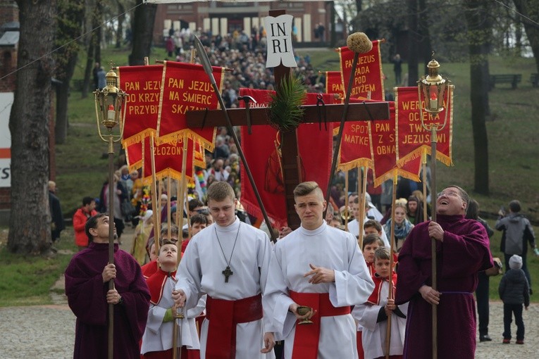 Niedziela Palmowa w Piekarach Śląskich