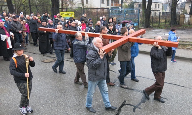 Krzyż na ulicach Bielska-Białej