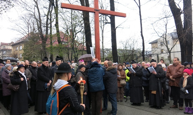 Krzyż na ulicach Bielska-Białej