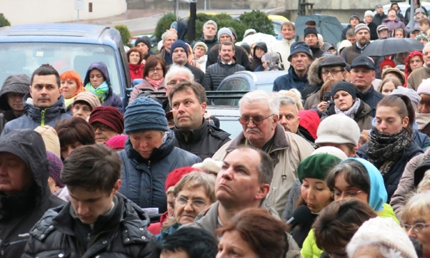 Krzyż na ulicach Bielska-Białej