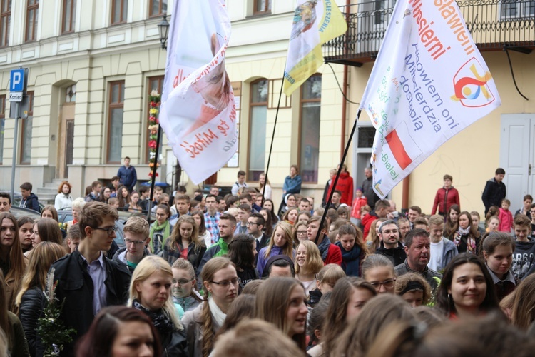 Niedziela Palmowa młodych w bielskiej katedrze - 2017