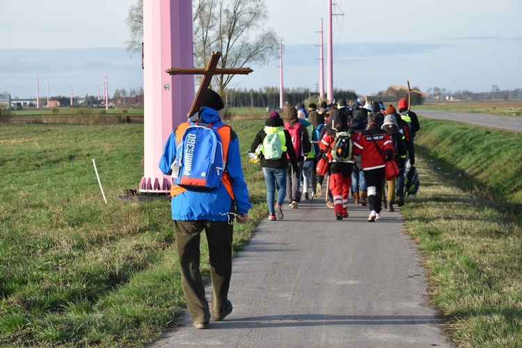 Ekstremalna Droga Krzyżowa w Przasnyszu