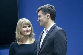 Magdalena Korzekwa- -Kaliszuk i Zbigniew Kaliszuk podczas spotkania w DA.