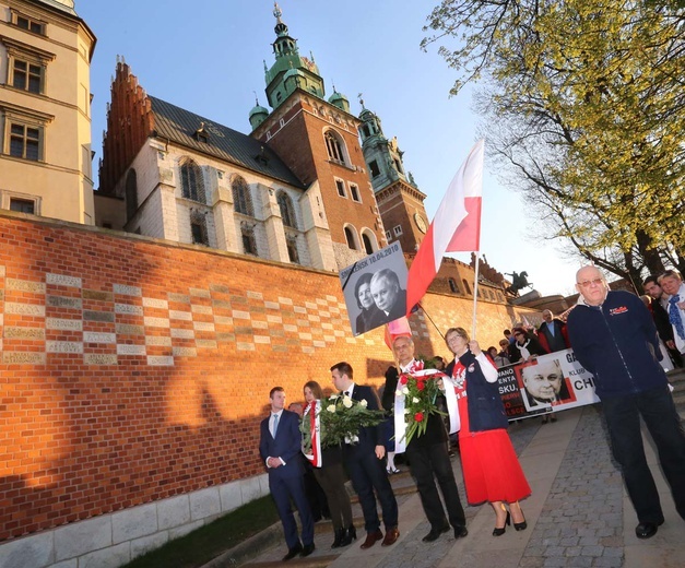 Rocznica katastrofy smoleńskiej - plac o. Adama Studzińskiego