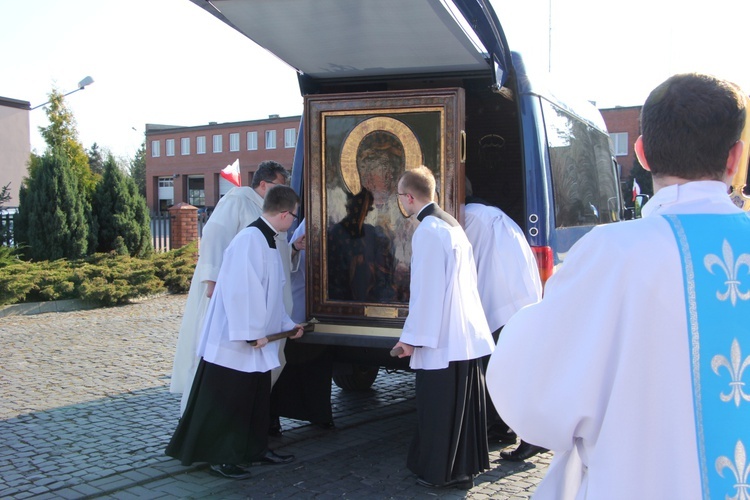 Powitanie ikony MB Częstochowskiej w WSD w Łowiczu