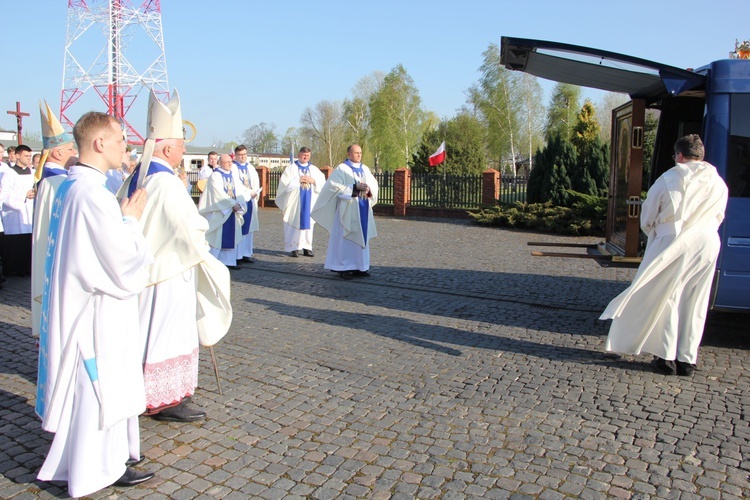 Powitanie ikony MB Częstochowskiej w WSD w Łowiczu