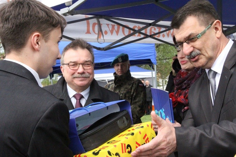Uroczystości w Alei Dębów Katyńskich