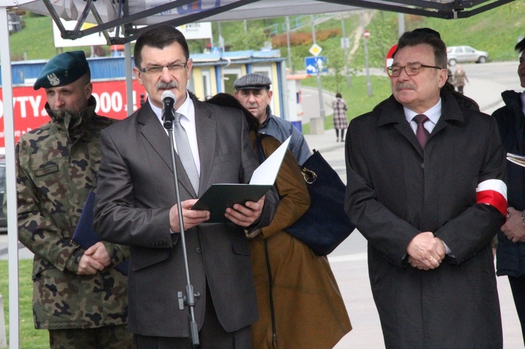 Uroczystości w Alei Dębów Katyńskich