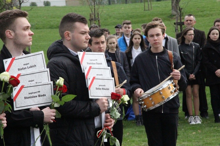 Uroczystości w Alei Dębów Katyńskich