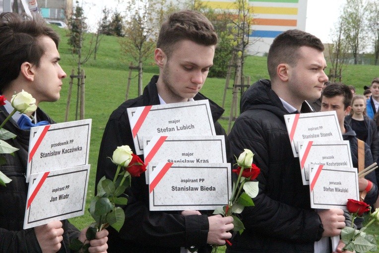 Uroczystości w Alei Dębów Katyńskich