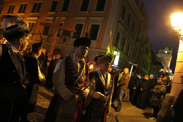 Droga Krzyżowa ulicami Tarnowa