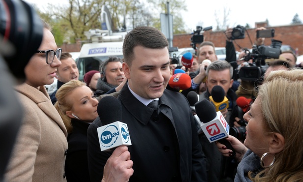 Misiewicz się broni