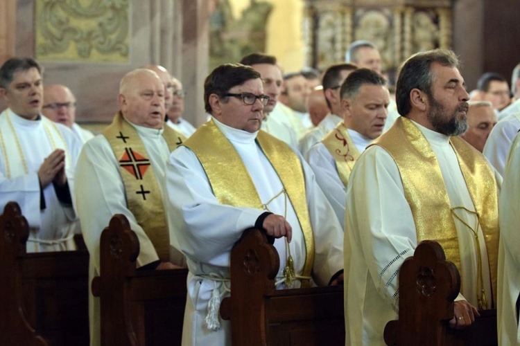 Msza Krzyżma. Ustanowienie kapituły strzegomskiej.