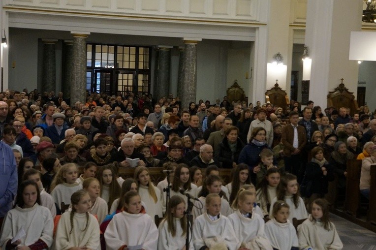 Liturgia Wielkiego Czwartku w parafii NSPJ w Nowym Targu