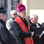 Wielki Piątek. Droga Krzyżowa przez ulicami Świdnicy