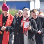 Wielki Piątek. Droga Krzyżowa przez ulicami Świdnicy