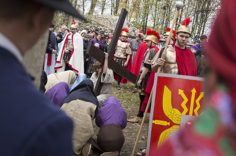 Wielkopiątkowe Misterium w Piekarach Śląskich