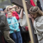 Wielkopiątkowe Misterium w Piekarach Śląskich