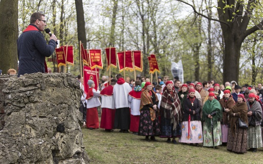 Wielkopiątkowe Misterium w Piekarach Śląskich