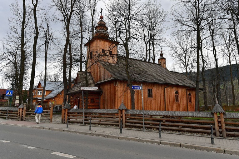 Groby Pańskie w zakopiańskich świątyniach 