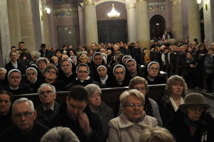 Wielki Piątek w katedrze