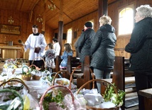 W kościele pw. Chrystusa Kapłana przy radomskim seminarium pokarmy święcili alumni III roku