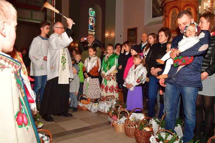 Święcenie pokarmów na Skalnym Podhalu