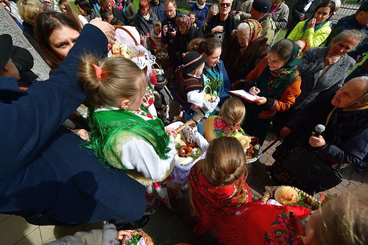 Święcenie pokarmów na Skalnym Podhalu